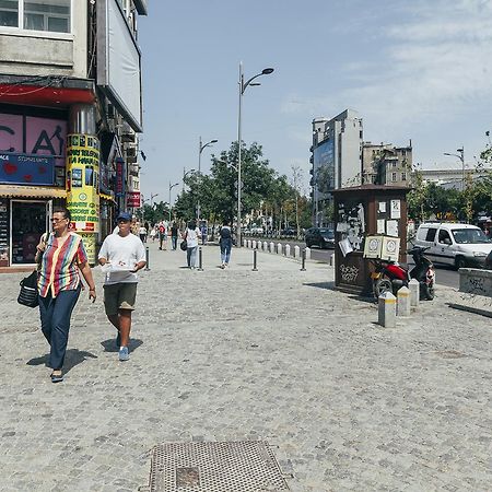 Central Old City Apartment Bukares Bagian luar foto